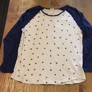 Girls long sleeve shirt With navy sleeves and glittery heart